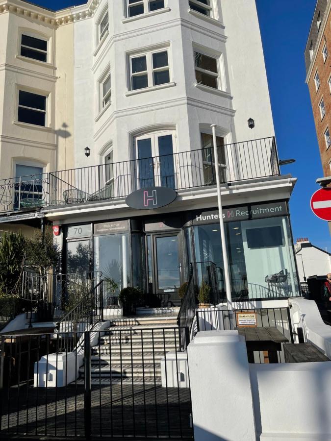 Seaview Flat With Balcony, Spacious 2 Bedroom Worthing Exteriör bild